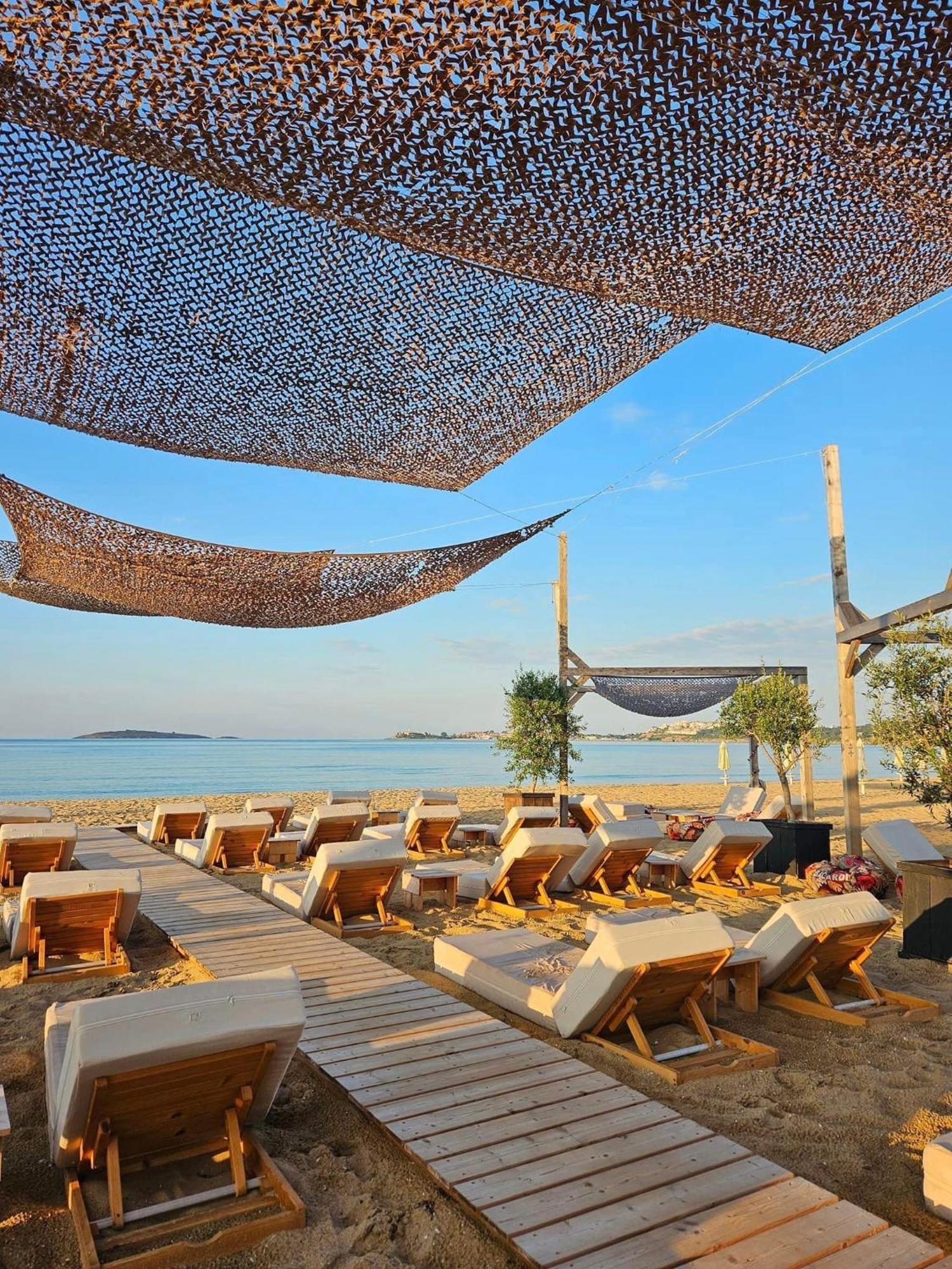 Къмпинг Градина Луксозен Апартамент Chernomorets Exterior photo